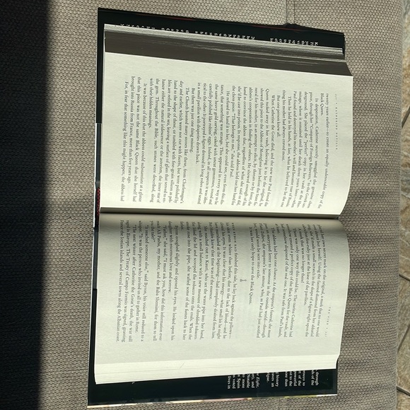 The Fire - Katherine Neville. Hardcover. Thriller. Fiction. Sequel to The Eight. - Picture 5 of 12